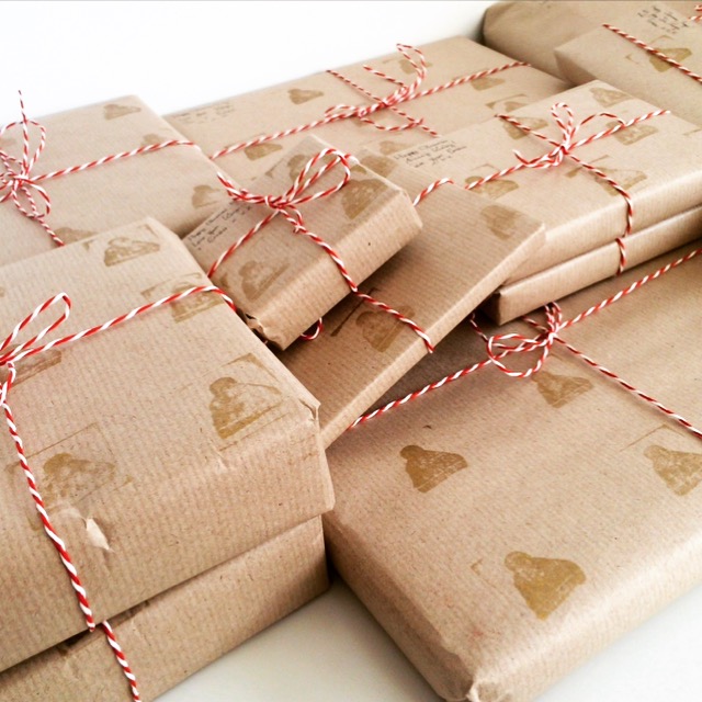 Gift Wrap with String and Paper - How Did You Make This?